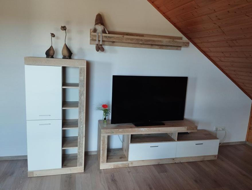 Ferienwohnung Zur Schoenen Aussicht ブーヒェン エクステリア 写真